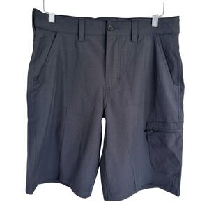 Huk Next Level 10.5 Cargo Shorts Fishing Vented Stretch Mens M Black $65